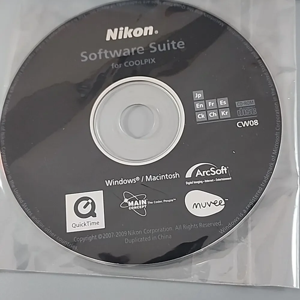 Nikon CoolPix S570 Digital Camera Guide Instruction Manual & Software Suite CD